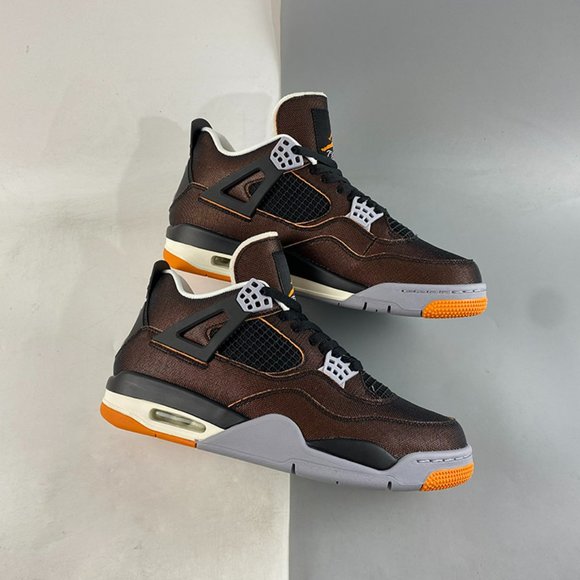 Air Jordan 4 Retro Starfish Sneakers - Picture 3 of 10